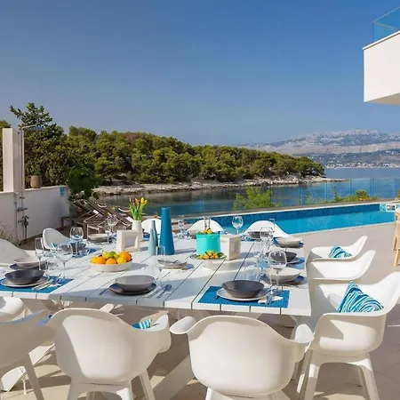 Tomara Holiday home