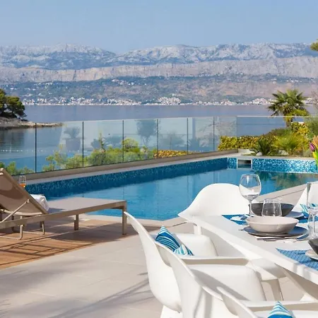 Holiday home Tomara *