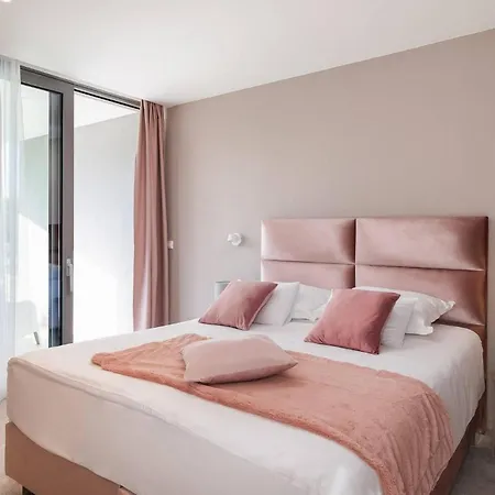 Tomara Ferienhaus *